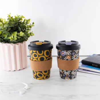 Karlstert Coffee Cups in Gold Circles and Daisy