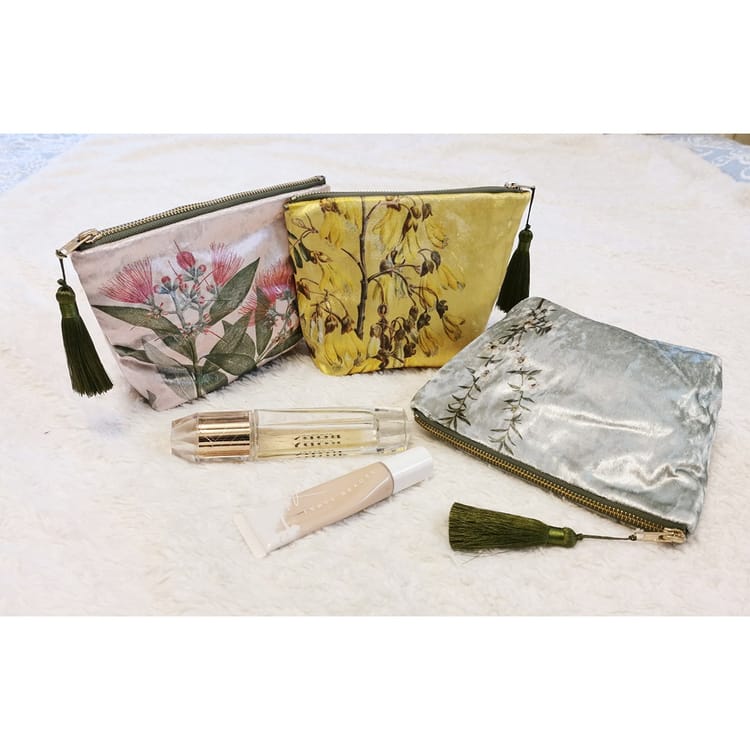 Velvet Cosmetic Bag - Vintage Botanical Manuka