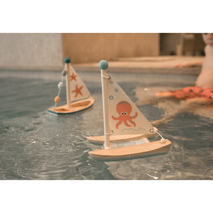 Little Tribe Wooden Sailing Boat - Starfish